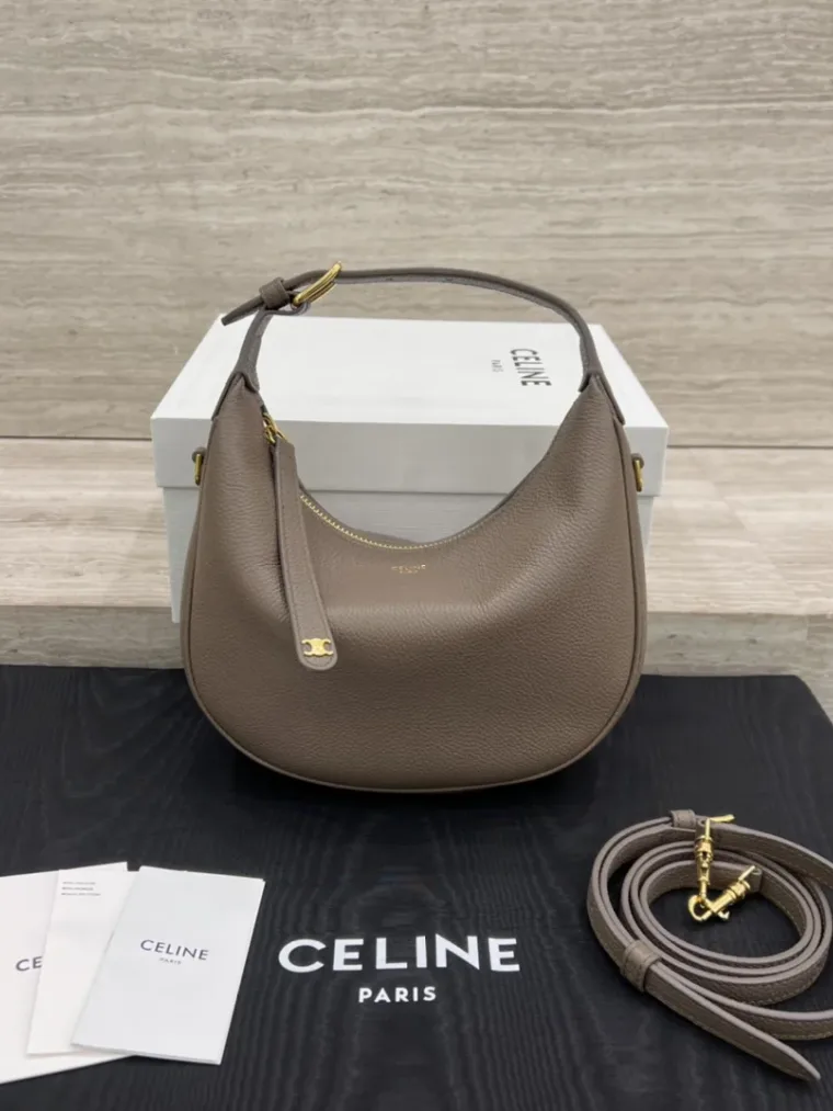 Celine Серо-коричневая сумка Teen Lulu из зернистой кожи