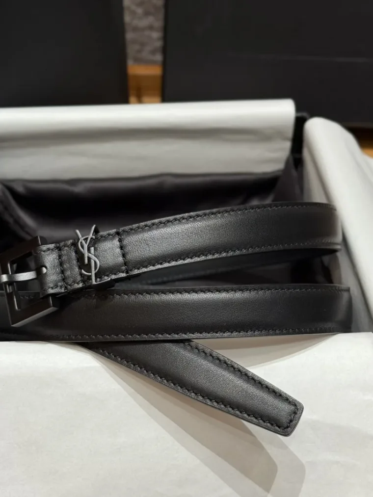 Saint Laurent Ремень