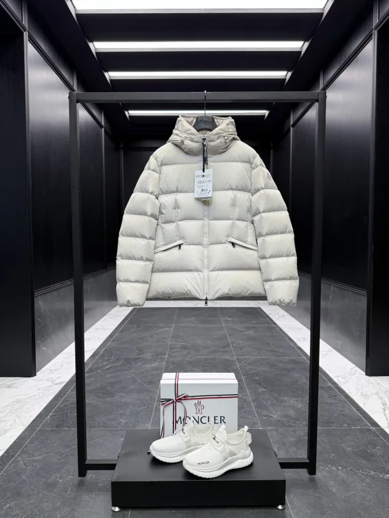 Moncler Avoce